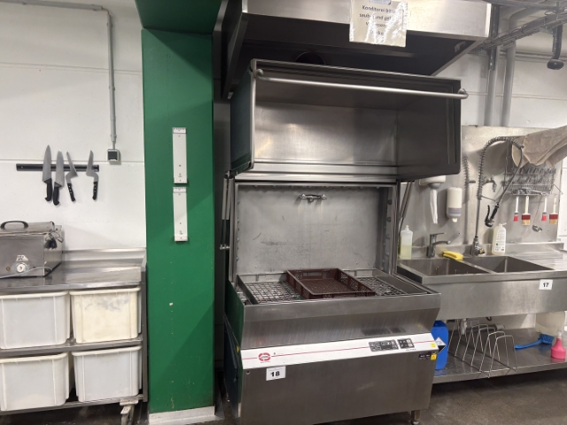 Universal-Haubenspülmaschine Jeros 9120